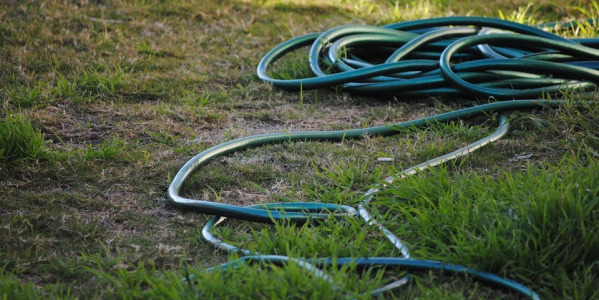 Choisir son système d’arrosage goutte à goutte : nos conseils